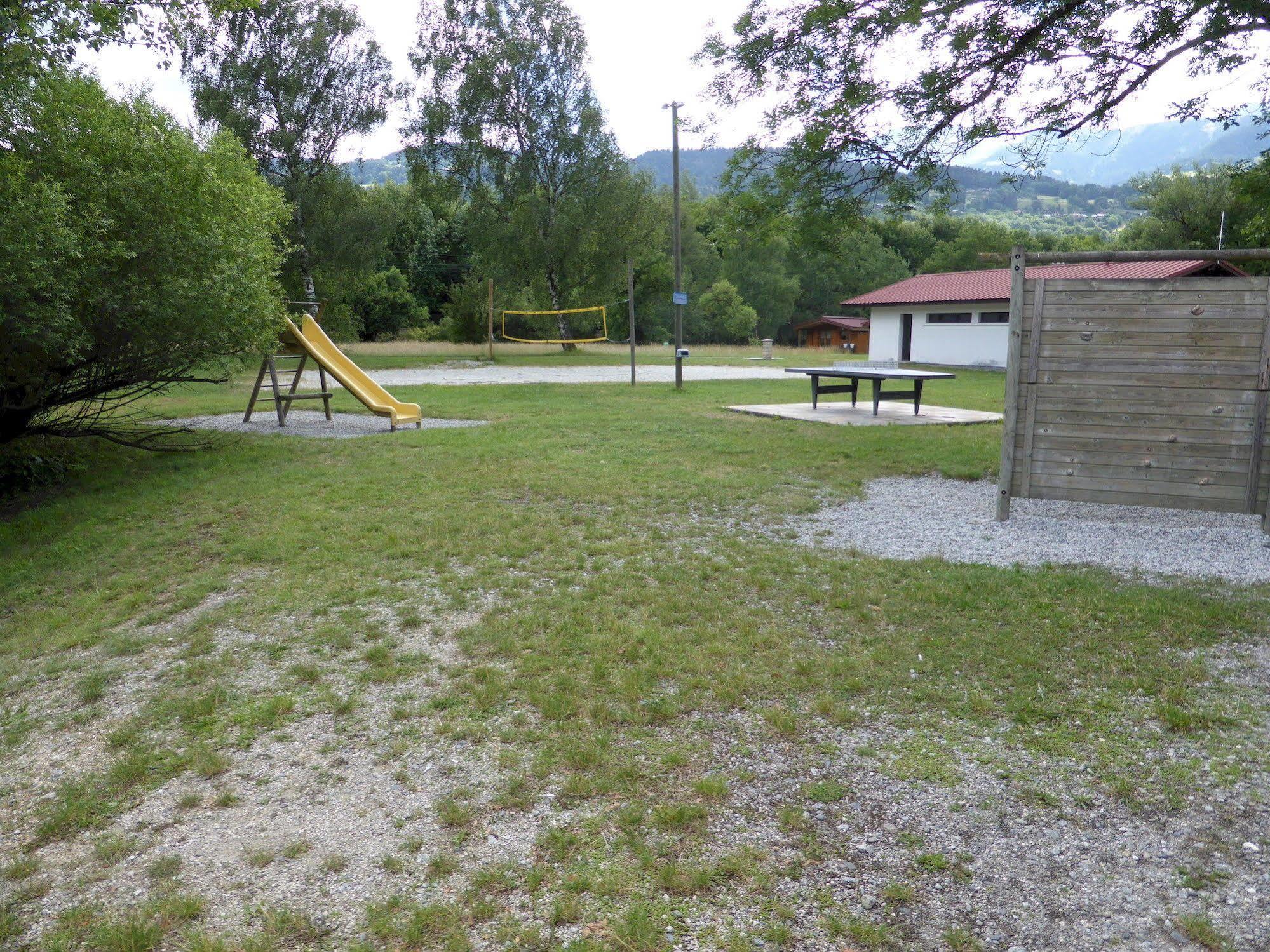 Camping L'Ecureuil - Mont-Blanc Village Domancy ภายนอก รูปภาพ