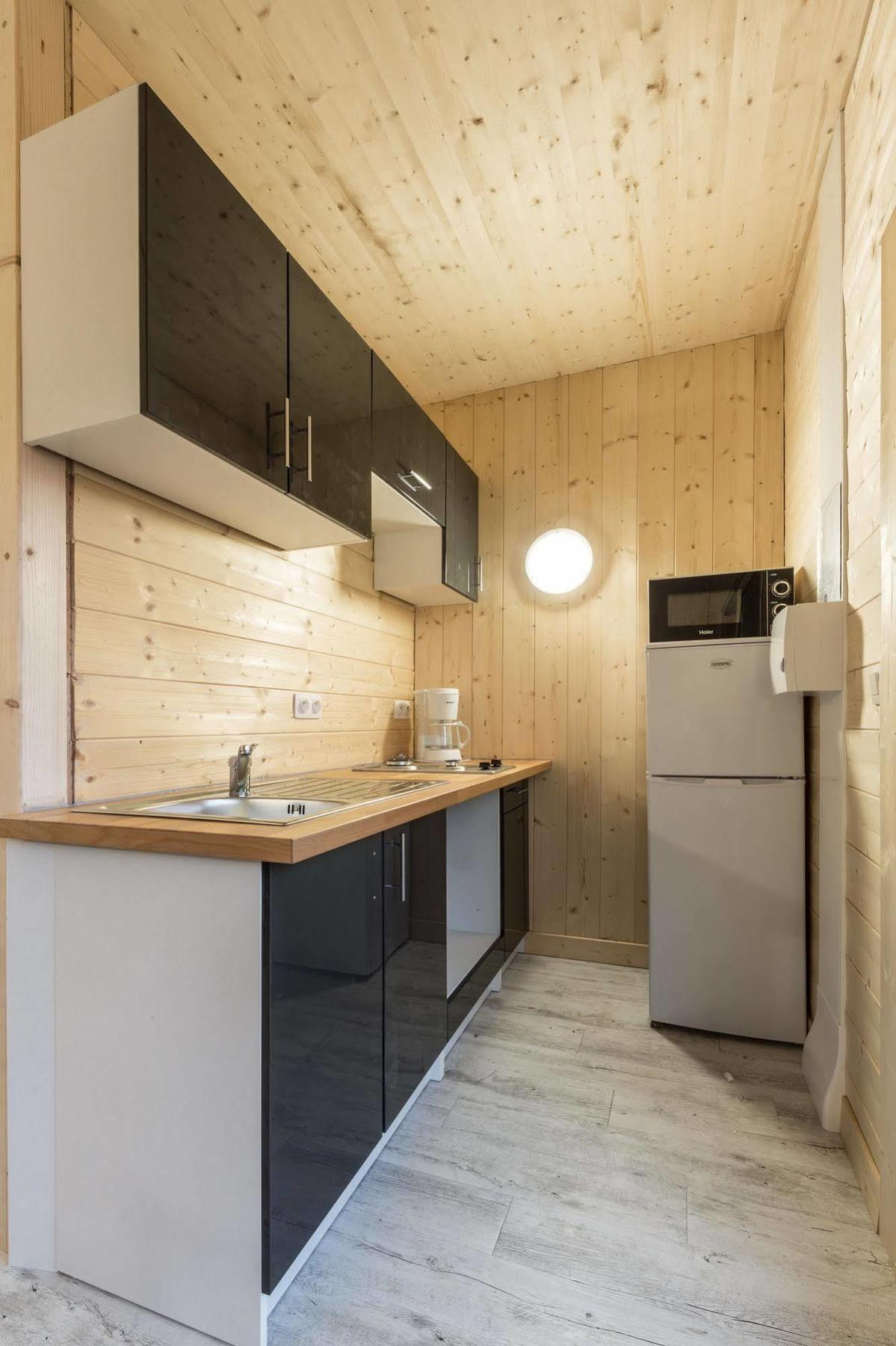 Camping L'Ecureuil - Mont-Blanc Village Domancy ภายนอก รูปภาพ